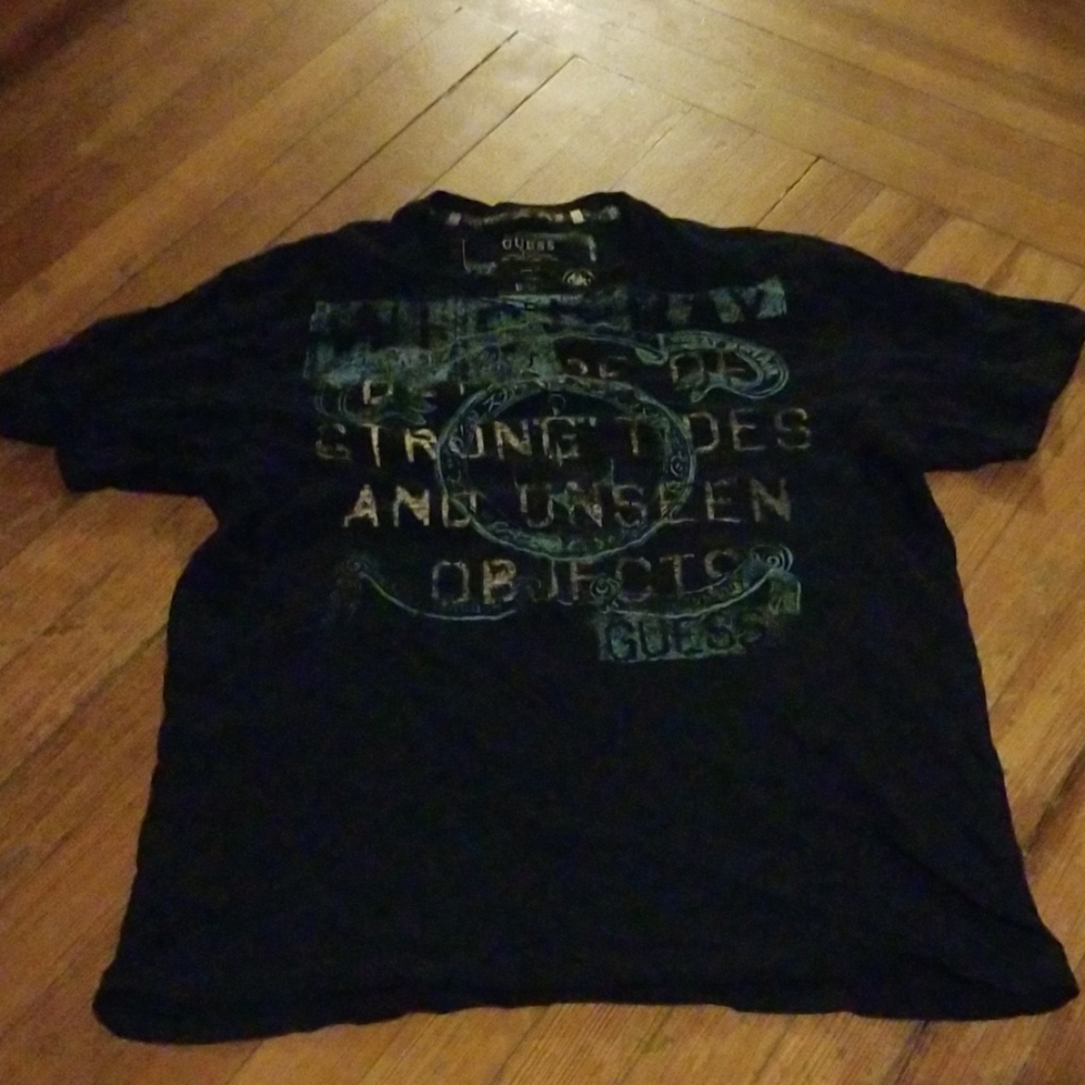 Guess, tshirt, size XL